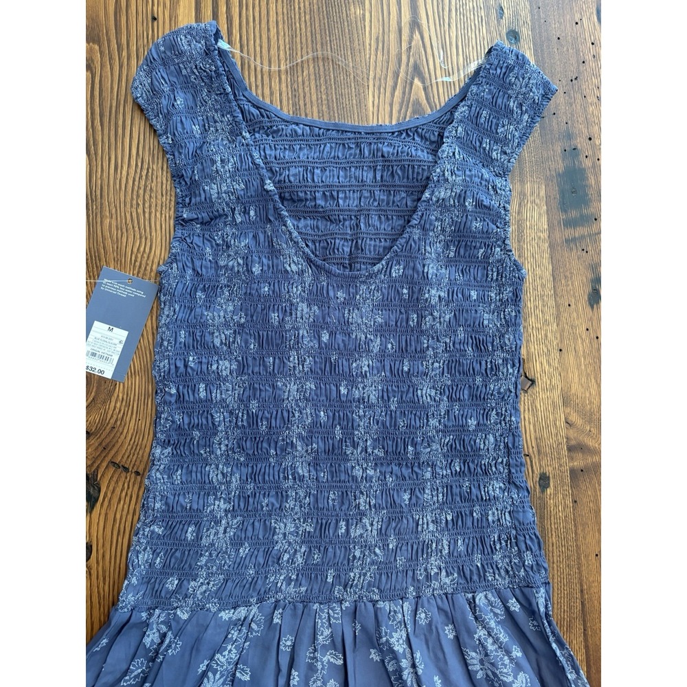 Universal Thread Women's Blue Floral Print Smocked Midi A-Line Dress Size M NWT - Picture 4 of 13